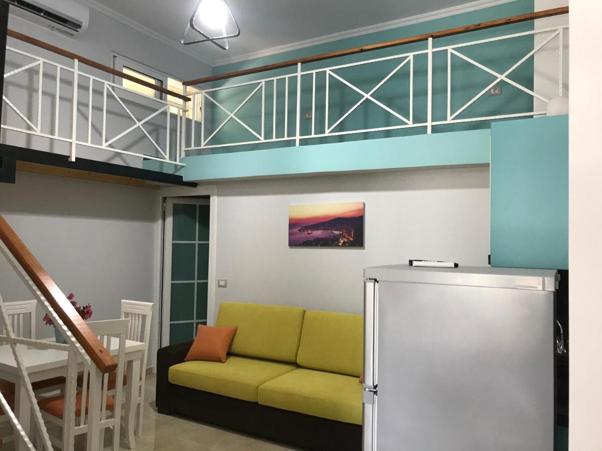 Crown Deluxe Apartments Sarandë 外观 照片