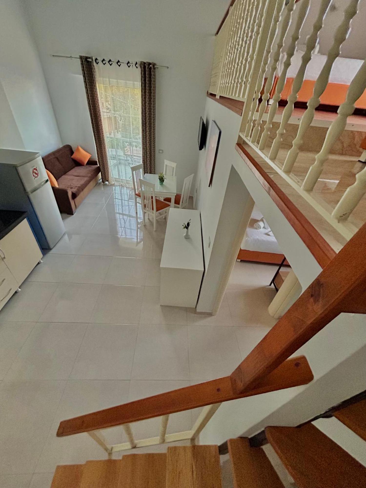 Crown Deluxe Apartments Sarandë 外观 照片